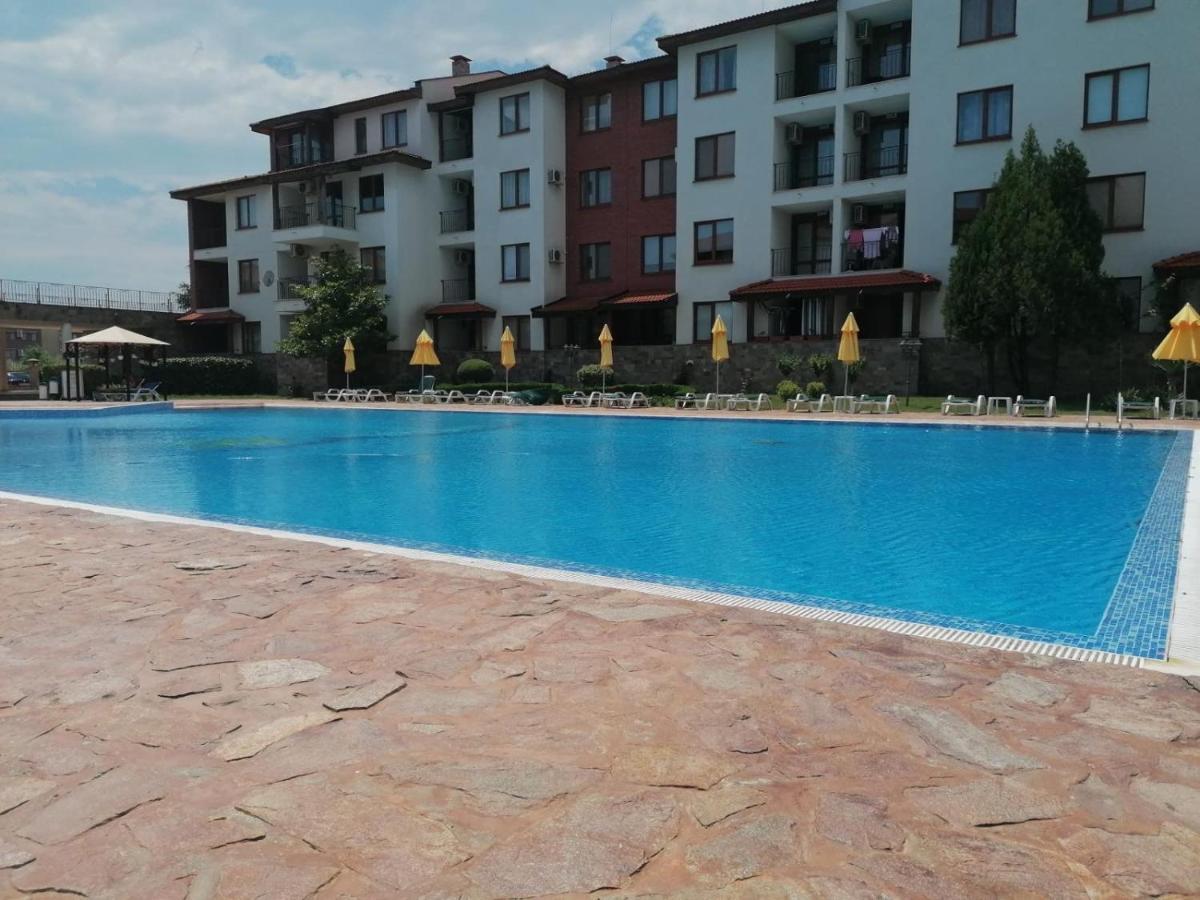 Private Apartments In Apolon Ravda Luaran gambar
