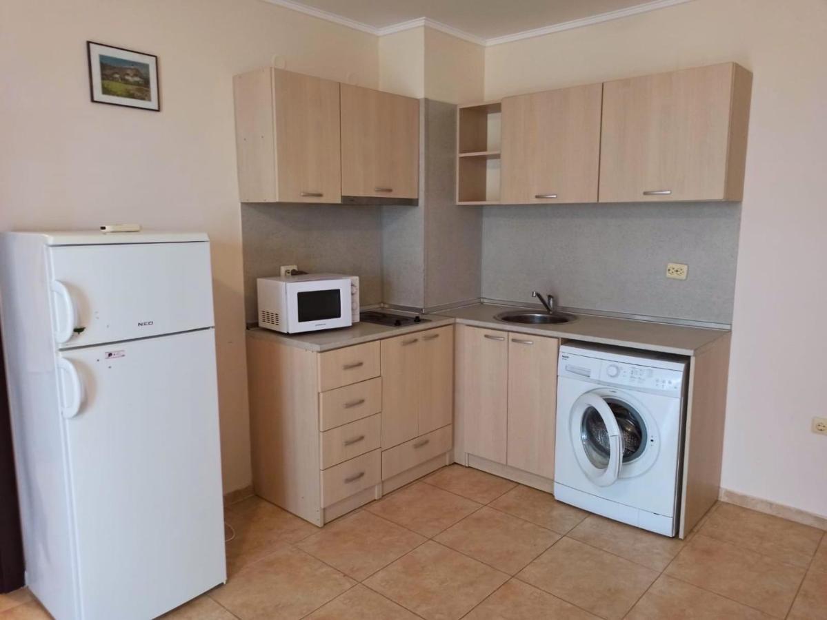 Private Apartments In Apolon Ravda Luaran gambar