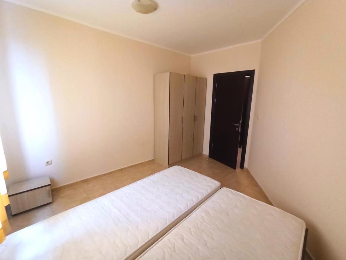Private Apartments In Apolon Ravda Luaran gambar
