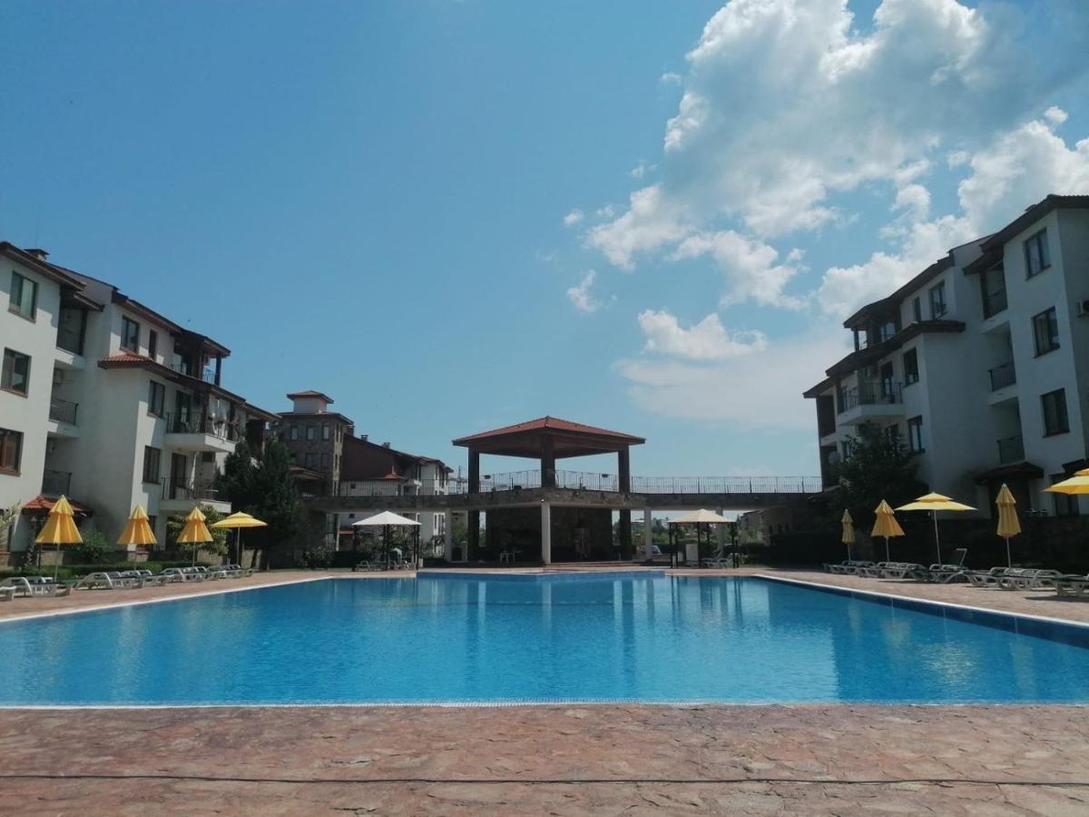 Private Apartments In Apolon Ravda Luaran gambar