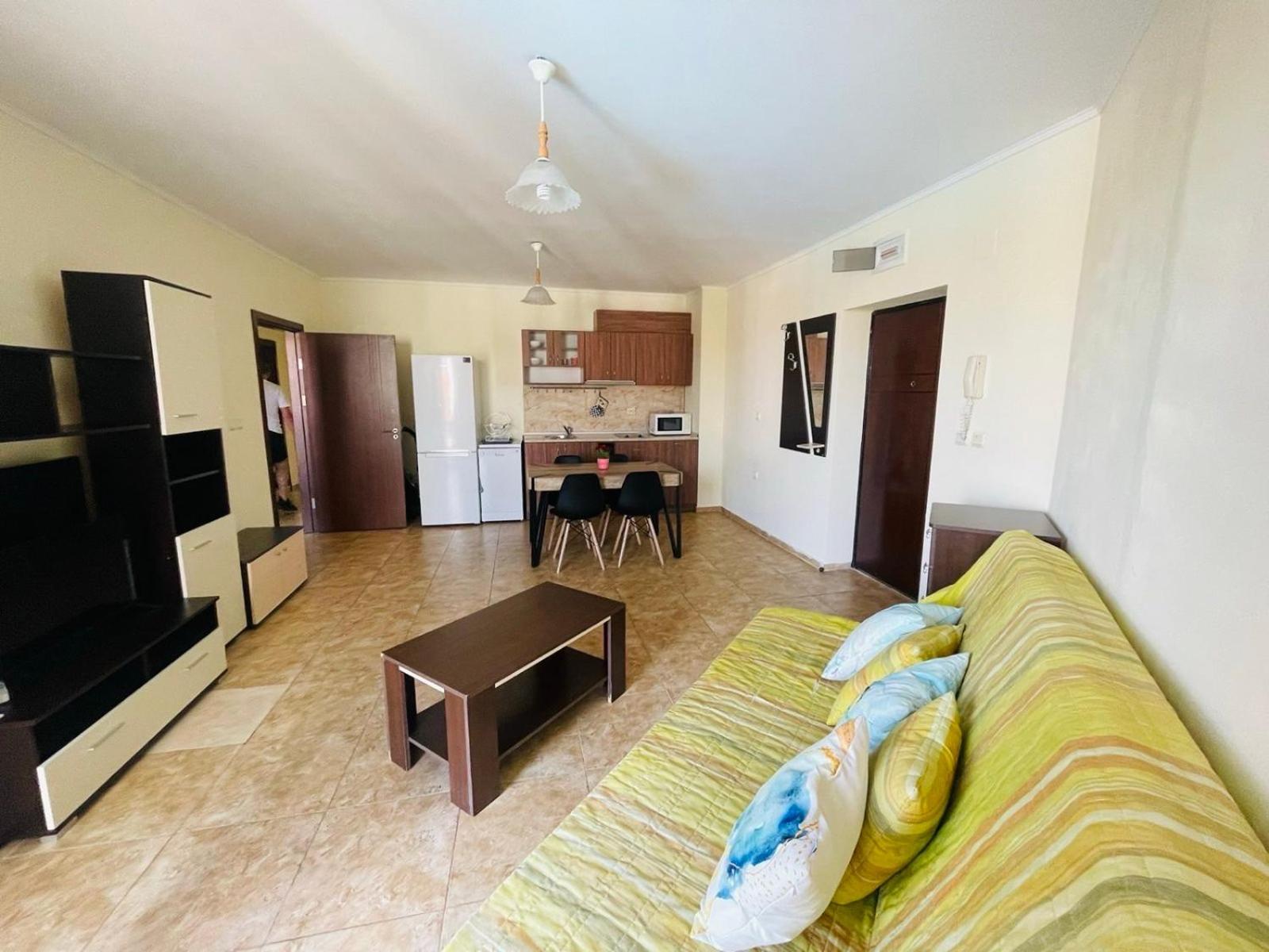 Private Apartments In Apolon Ravda Luaran gambar